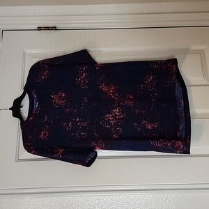 Mens Old Navy active core size large blue and red tshirt.